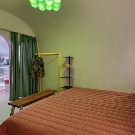 Hermes Cave House By Oias Local Cave Houses Esterno foto